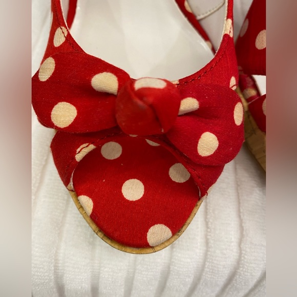 NWOBox Size 8 Wild Diva Platform Open Toed and Ankle Strap - Picture 4 of 9